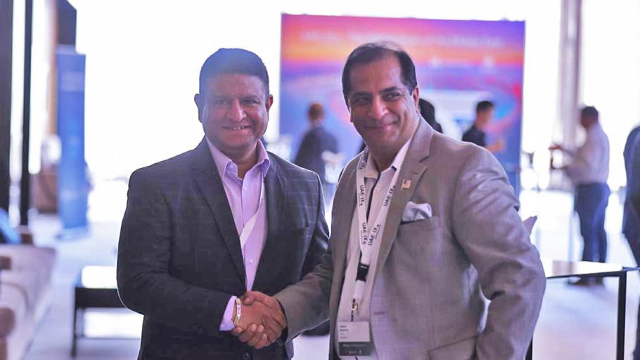 Sudhir Kunder, Chief Business Officer, DE-CIX India and Vinay Nagpal, CEO, InterGlobix